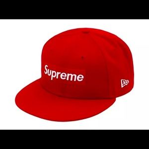Supreme BOX LOGO Champions hat size 7 3/8. Dedstck
